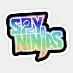帶有漸變閃粉字體「SPY NINJAS」和忍者符號的貼紙。