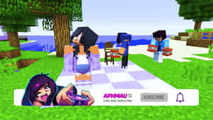 Minecraft角色在草地戶外場景中的棋盤格小徑上下棋。