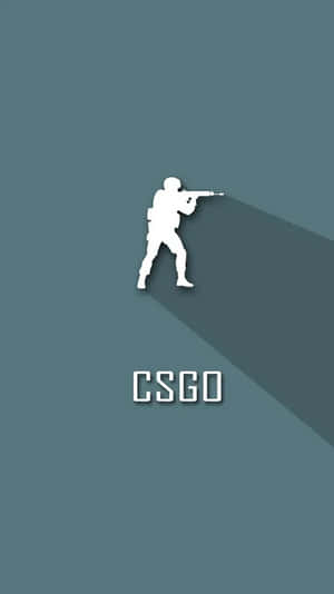 白色士兵瞄準步槍剪影，長影子，青綠色背景，標示CSGO