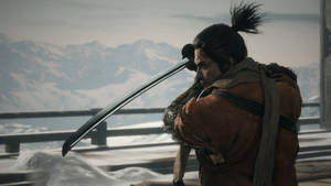 武士手持武士刀俯瞰雪山