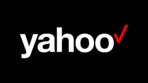 Yahoo 標誌，白色文字和紅色勾號在黑色背景上