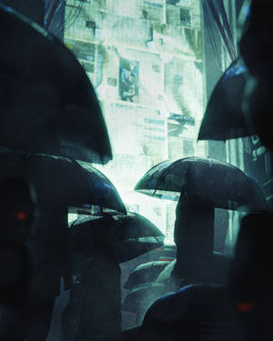 人們在夜晚的霓虹燈下撐傘在雨中行走。
