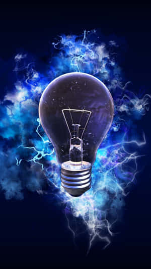 一個被電藍色閃電和煙霧包圍的燈泡。