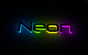 在深色背景上發光的鮮豔霓虹文字，拼寫為「Neon」。