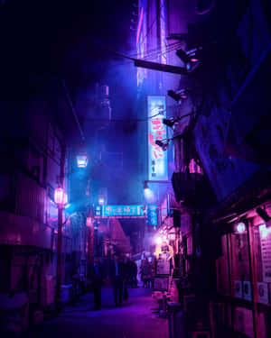 夜晚東京霓虹燈照亮的小巷，行人在發光招牌下行走。 — 東京 壁紙