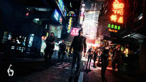 Cyberpunk 角色在夜間走過一條被霓虹燈浸透的雨城市街道。 — 生化危機 壁紙