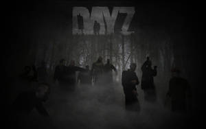 霧氣籠罩的森林中，「DAYZ」標誌下的殭屍。 — 鬼滅之刃面具 壁紙