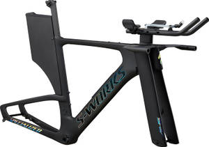 黑色 Specialized S-Works 三項鐵人單車車架，配備空氣動力學設計。 — 啞光黑色 壁紙