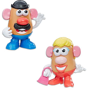 兩個Mr. Potato Head玩具，一個揮手，一個拿著手袋。