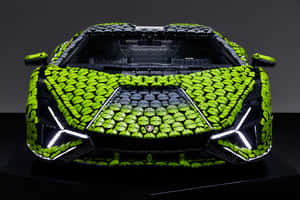 一輛青檸綠色的LEGO林寶堅尼Aventador，帶有發光頭燈，放置在黑色展示架上。 — 林寶堅尼 4K 壁紙