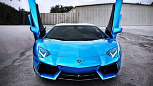 藍色林寶堅尼Aventador，車門打開，停在混凝土場地上。 — 林寶堅尼 4K 壁紙
