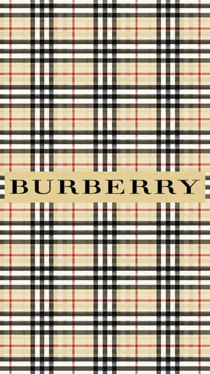 Burberry 品牌標誌在經典格紋圖案牆紙上。