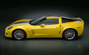 黃色Corvette GT1跑車，黑色條紋和紅色制動器，攝影棚