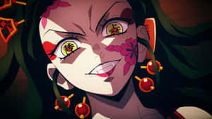 動漫惡魔女孩，擁有發光的眼睛和花卉臉部彩繪，威脅地微笑。 — 鬼滅之刃 壁紙
