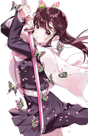 穿著傳統服裝的動漫女孩手持劍，周圍有蝴蝶和櫻花。