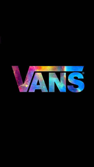 Vans 標誌充滿色彩繽紛的星系星雲，黑色背景。
