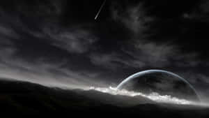 星空下黑暗的山脈，伴隨著發光的行星和流星。 — 暮光 壁紙