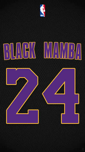 黑色籃球球衣，帶有紫色和金色的 'BLACK MAMBA 24'。
