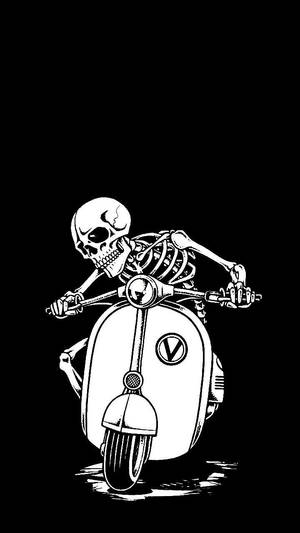一個骷髏在鮮明的黑白插圖中騎著復古滑板車。
