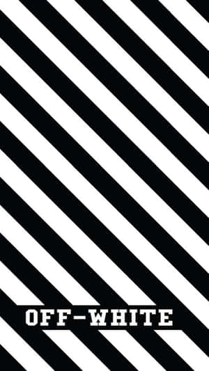 帶有 Off-White 標誌的黑白對角線條紋圖案。