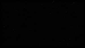 在黑色虛空背景下，佈滿無數遙遠星星的星空夜空。