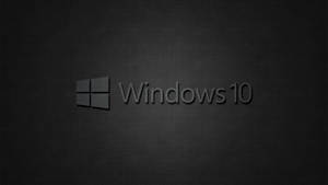 深色紋理背景上的 Windows 10 標誌