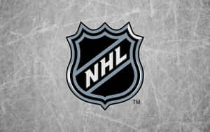 有刮痕的冰面上的 NHL 標誌